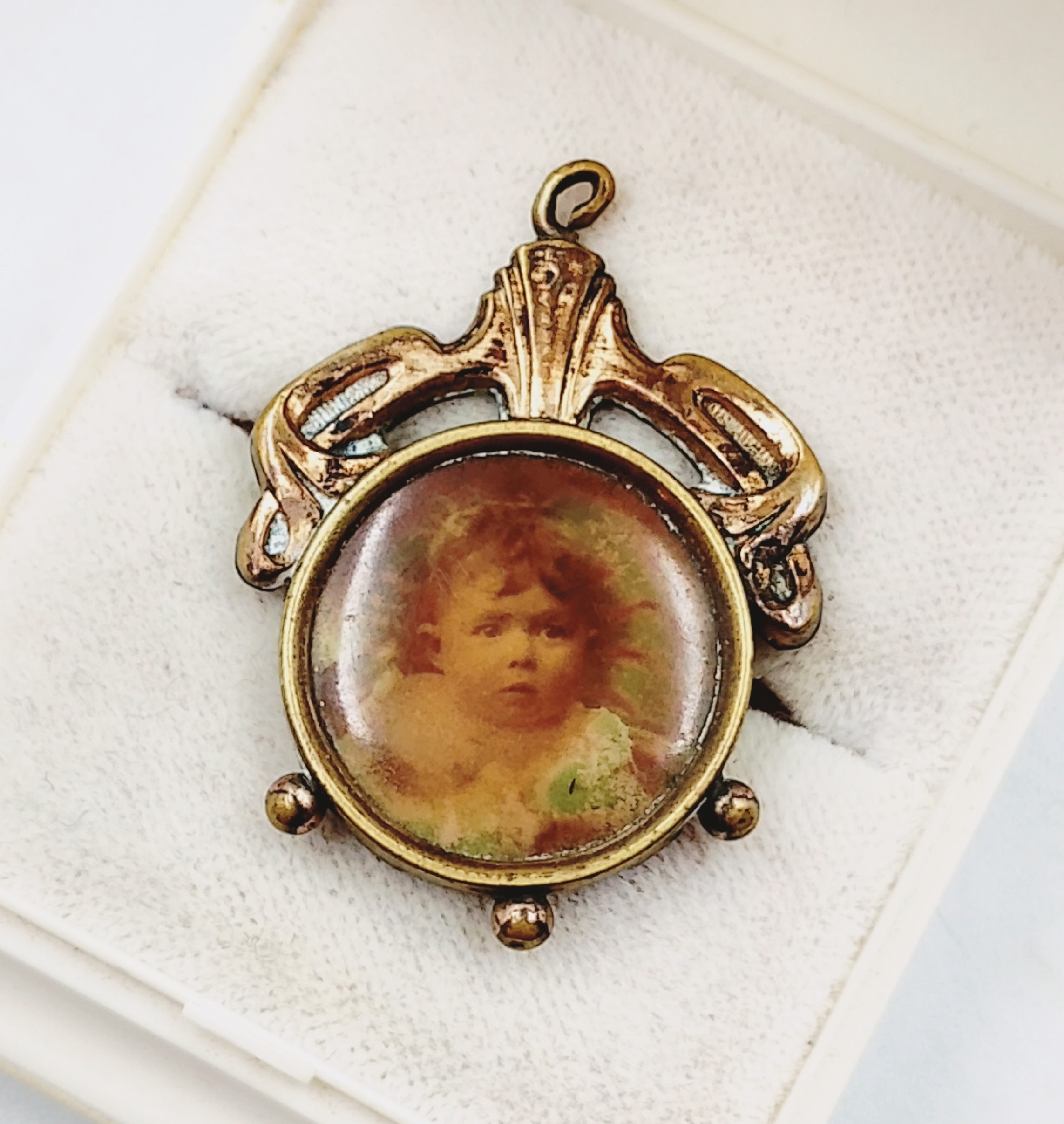 Zawieszka złocona Schaumgold biedermeier zdjęcie antyk przedwojenny